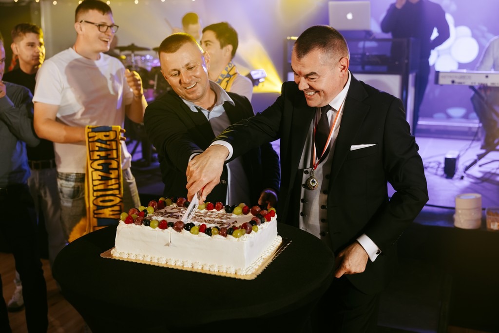 Druga część fotogalerii – kolejne wyjątkowe chwile z jubileuszu 50-lecia Klubu!